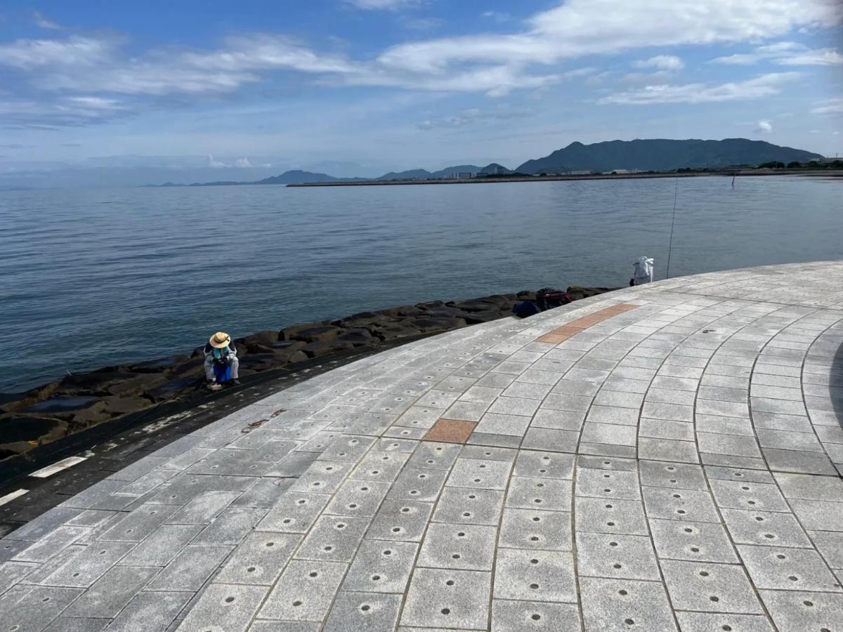 Guesthouse紫雲 Kanonji Exteriör bild